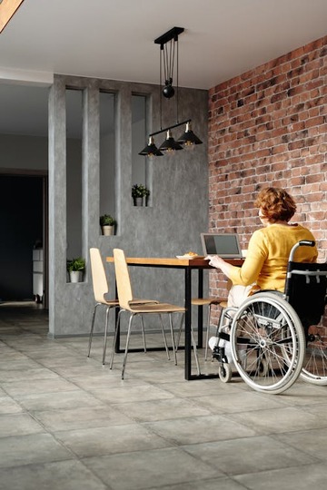 Simplifier l'accès chez soi : Guide de la rénovation pour l'accessibilité Simplifier l'accès chez soi : Guide de la rénovation pour l'accessibilité